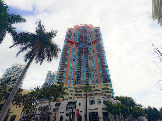 Portofino Tower  photo 2